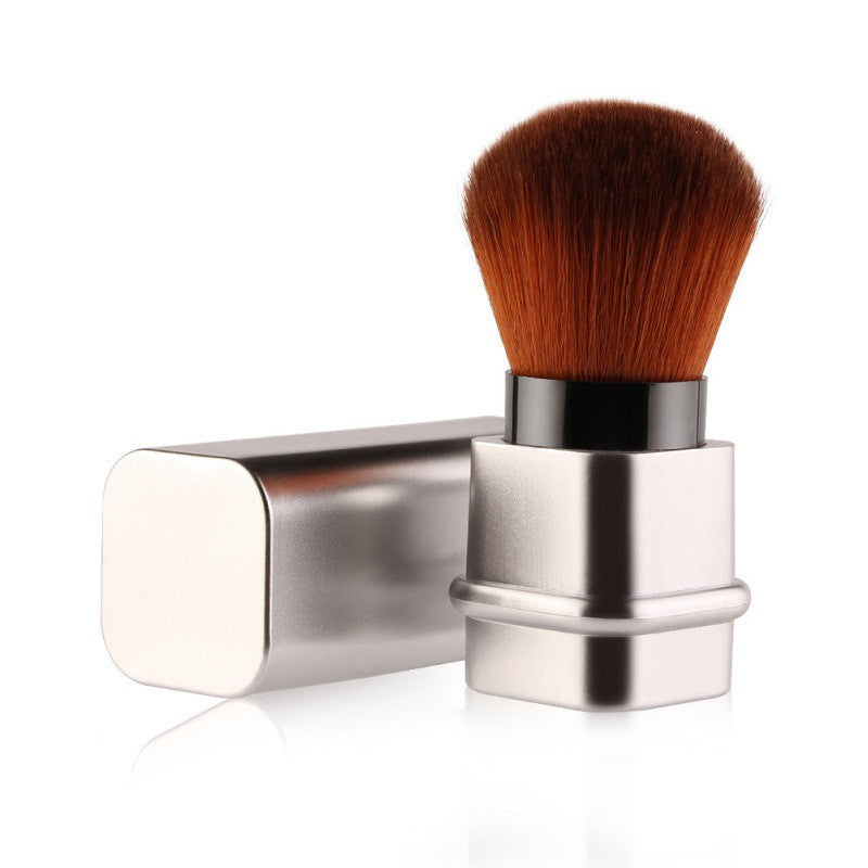 Silver Portable Single Makeup Brush – Travel-Friendly Cosmetic Brush