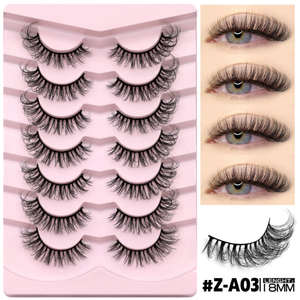 Option 3 Natural False Eyelashes – Eyeliner-Free