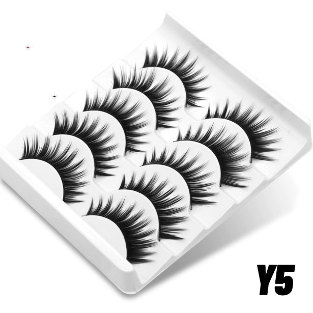 Option 6 Natural False Eyelashes – Eyeliner-Free
