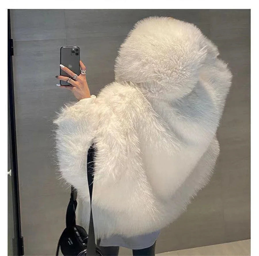 Trendy Hooded Faux Fox Fur Coats super Warm Winter Furry Jacket Women Streetwear Plush Clothing Loose Casual Whiter Chaquetas