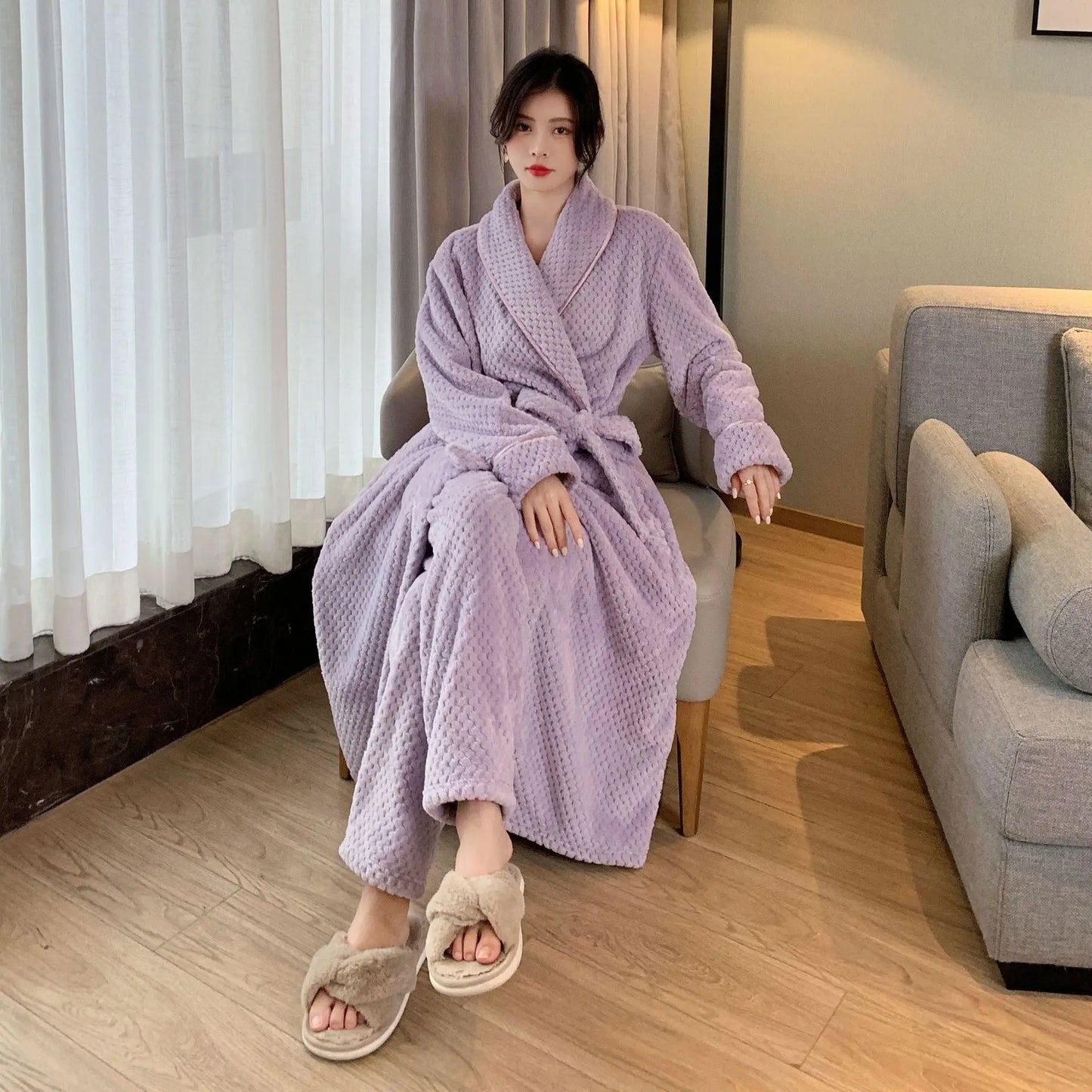 Autumn Winter Ladies Nightgown Warm Coral Velvet Long Style European American Women's Flannel Bathrobe Plus-down Thickening