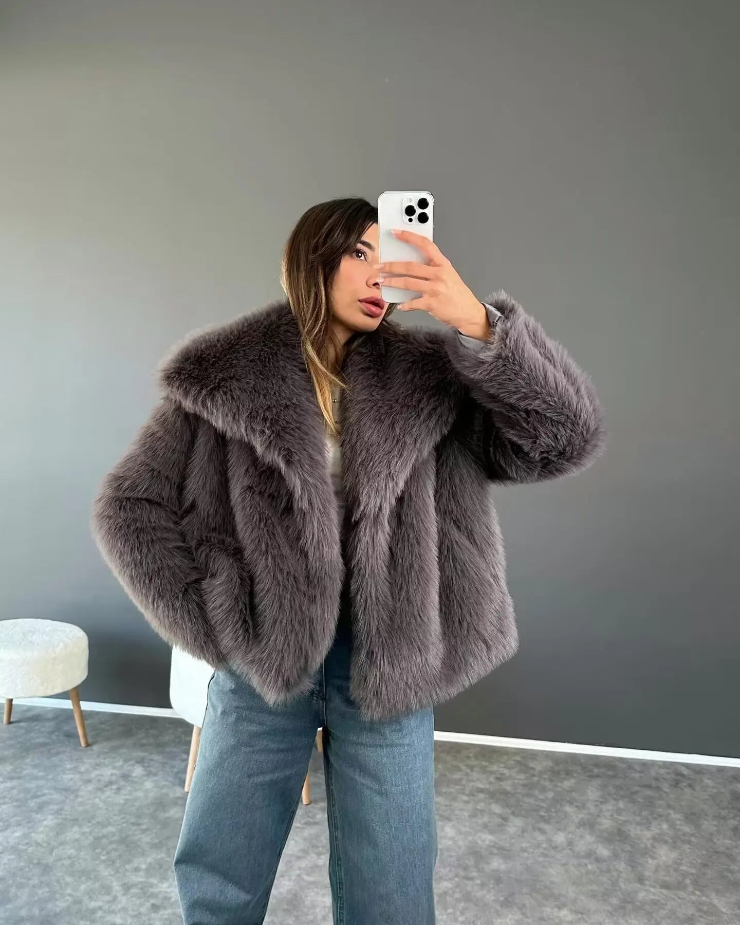 TRAFZA 2024 Winter Coats For Women New Artificial Fur Effect Loose Cropped Coat Female Versatile Streetwear Women's Cardigan