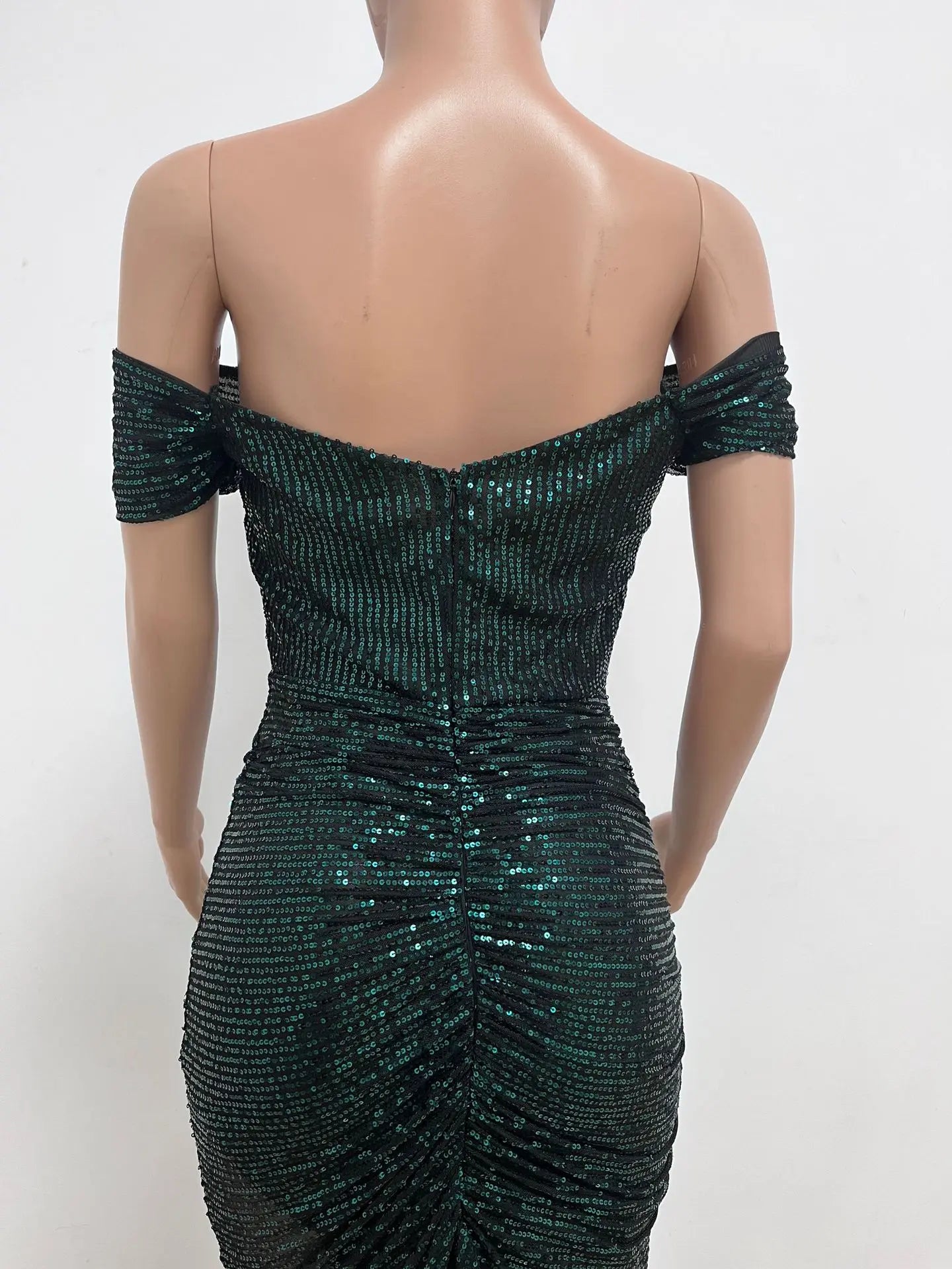 Plus Size Women Sexy Off Shoulder Sequin Bodycon Knee Length Dress Evening Summer 2024 Fashion Party Club Prom Dresses Xiny618