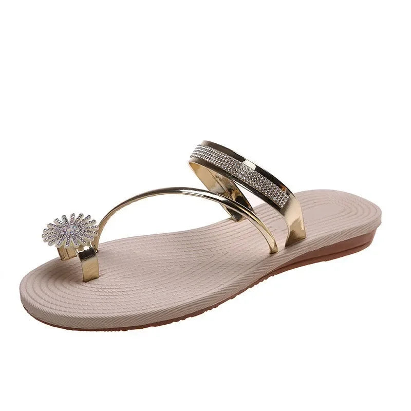 Women's Sandals Summer New Fashion Beach Sandals Rhinestone Flat Slippers Luxury Sandals Women Designers Ladies Shoes Large size