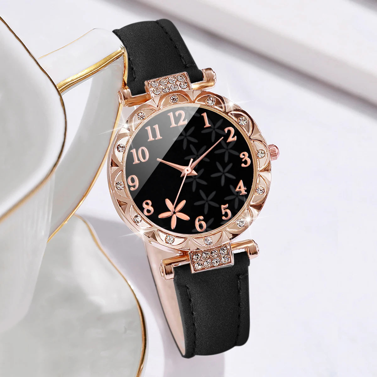 2PCS/Set Women's Watches Fashion Flower Rhinestone Leather Band Analog Quartz Watch Rhinestone Bracelet Set