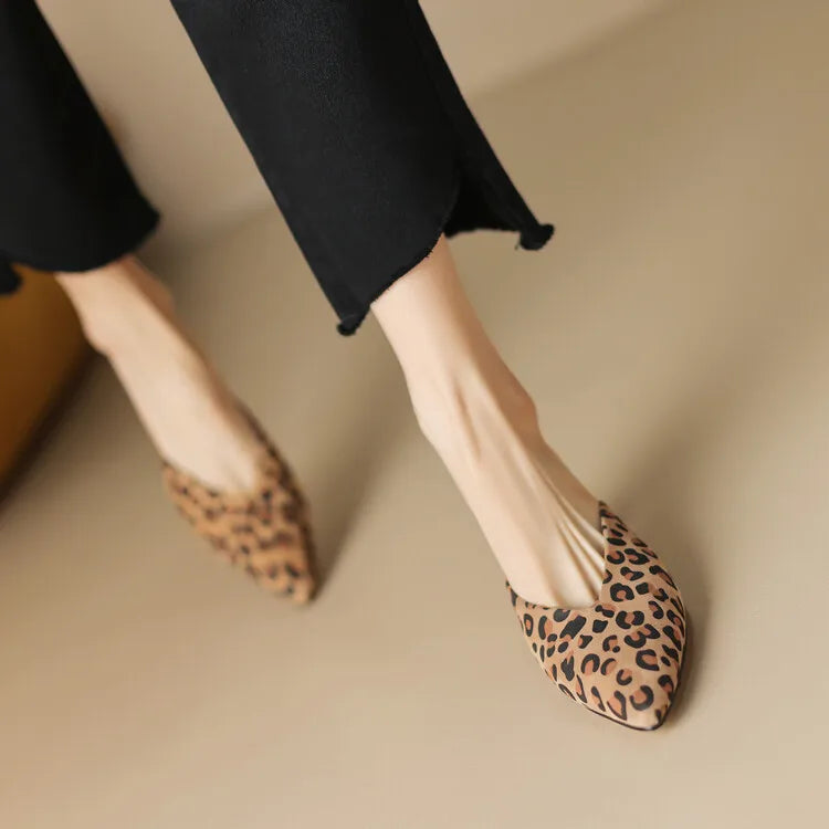 2023 New Pointy Thin Heel Baotou Mid-heel Half Slipper Female Leopard Print All-match Sandals