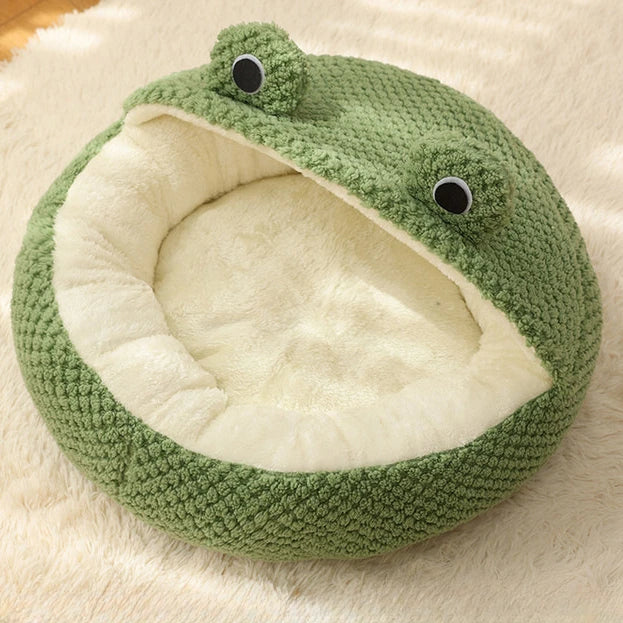 Winter Warm Pet Nest – Plush Semi-Enclosed Frog-Shaped Dog Den & Cat Villa, Cozy Bed for Kittens and Puppies