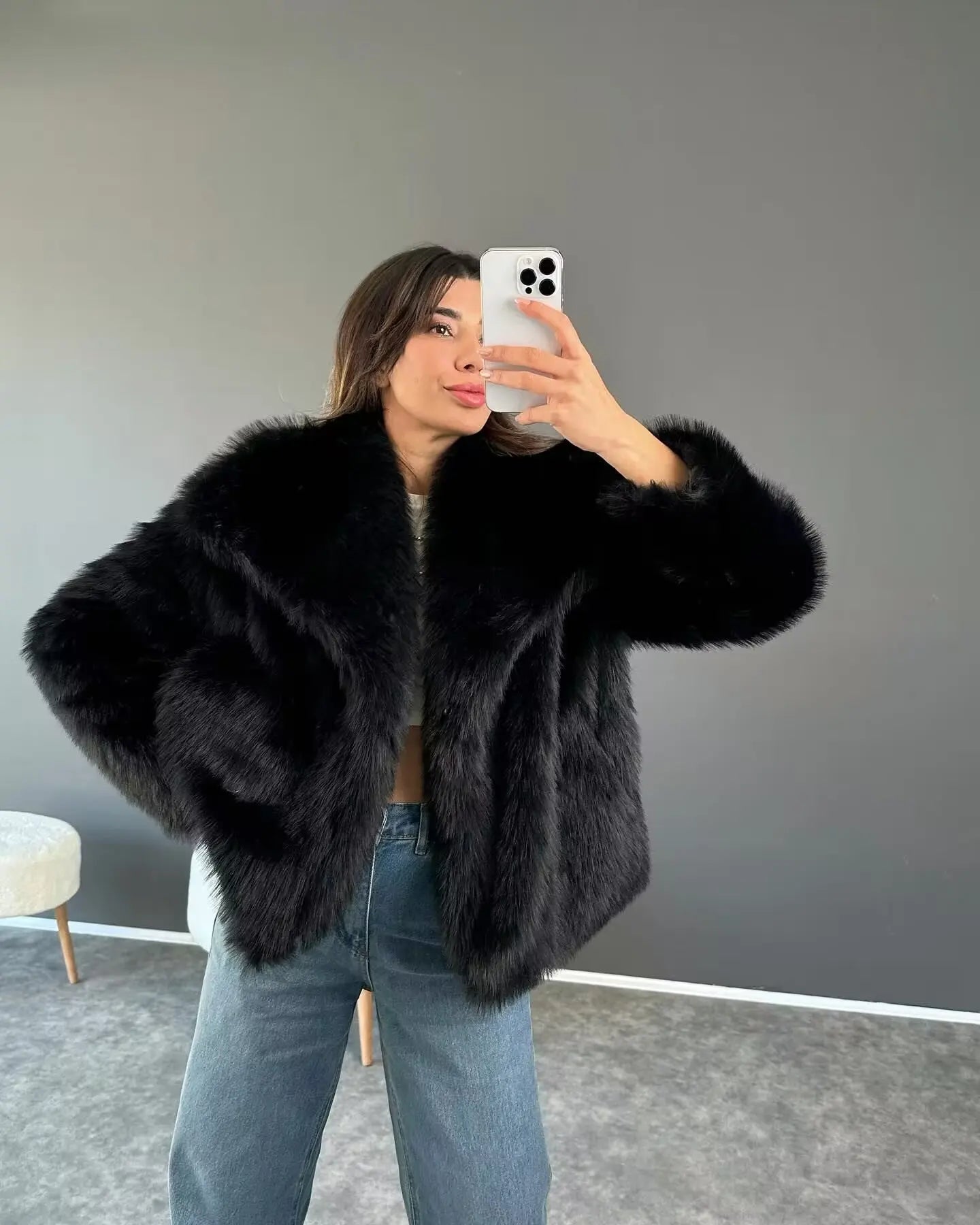 TRAFZA 2024 Winter Coats For Women New Artificial Fur Effect Loose Cropped Coat Female Versatile Streetwear Women's Cardigan