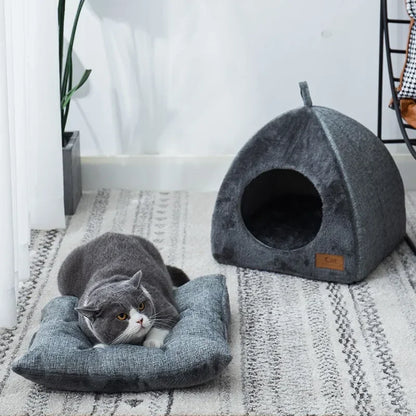 Triangle Cat Nest – Closed Cat House, Warm & Thickened Pet Bed for Cats and Small Dogs, Cozy Cat Tent