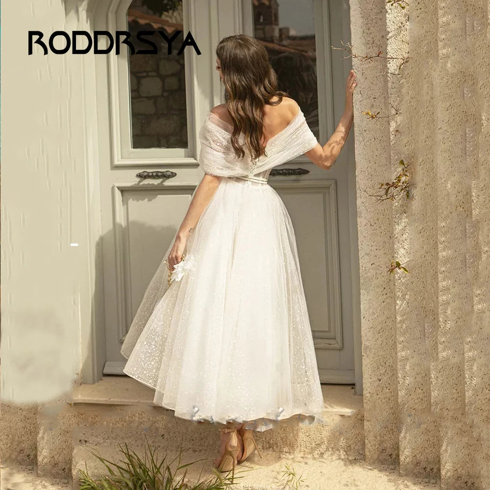 RODDRSYA Bling Glittter Boho Wedding Dresses For Women Off Shoulder Sweetheaart Net Tulle Beach Tea Length Bridal Gowns Lace Up