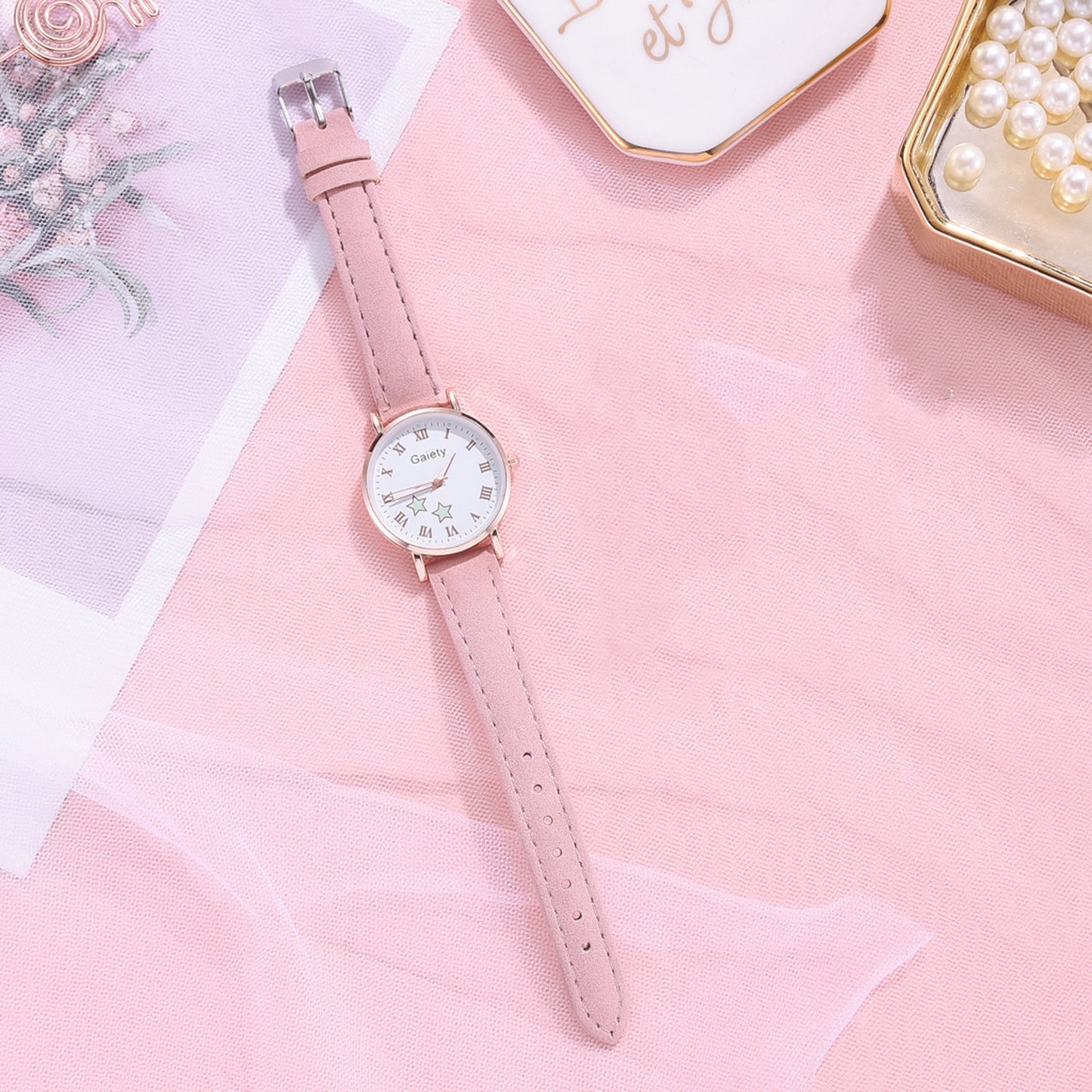 Star Printed Small Dial Quartz Watch Temperament Ladies Suede Belt Watch Waterproof Luminous Quartz Watch Reloj Para Mujer