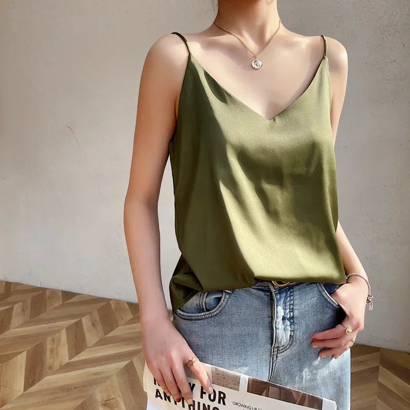 100 silk real silk 2023 summer women's clothing new slim v-neck short temperament inner top one-shoulder camisole