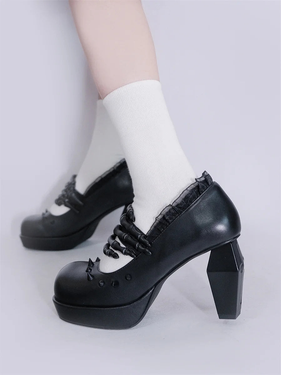 Antique Dark Punk Style Goth Girls Shoes Lolita Cosplay Round Head Thick Bottom Cross Rivet Lace Skull 8cm High Heel Shoes