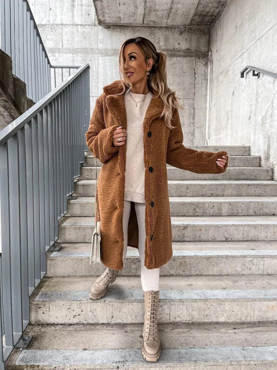 Women Faux Fur Thin Long Coat Warm Autumn Winter Teddy Female Casual Coat Oversized Soft Fluffy Fleece Jackets Overcoat