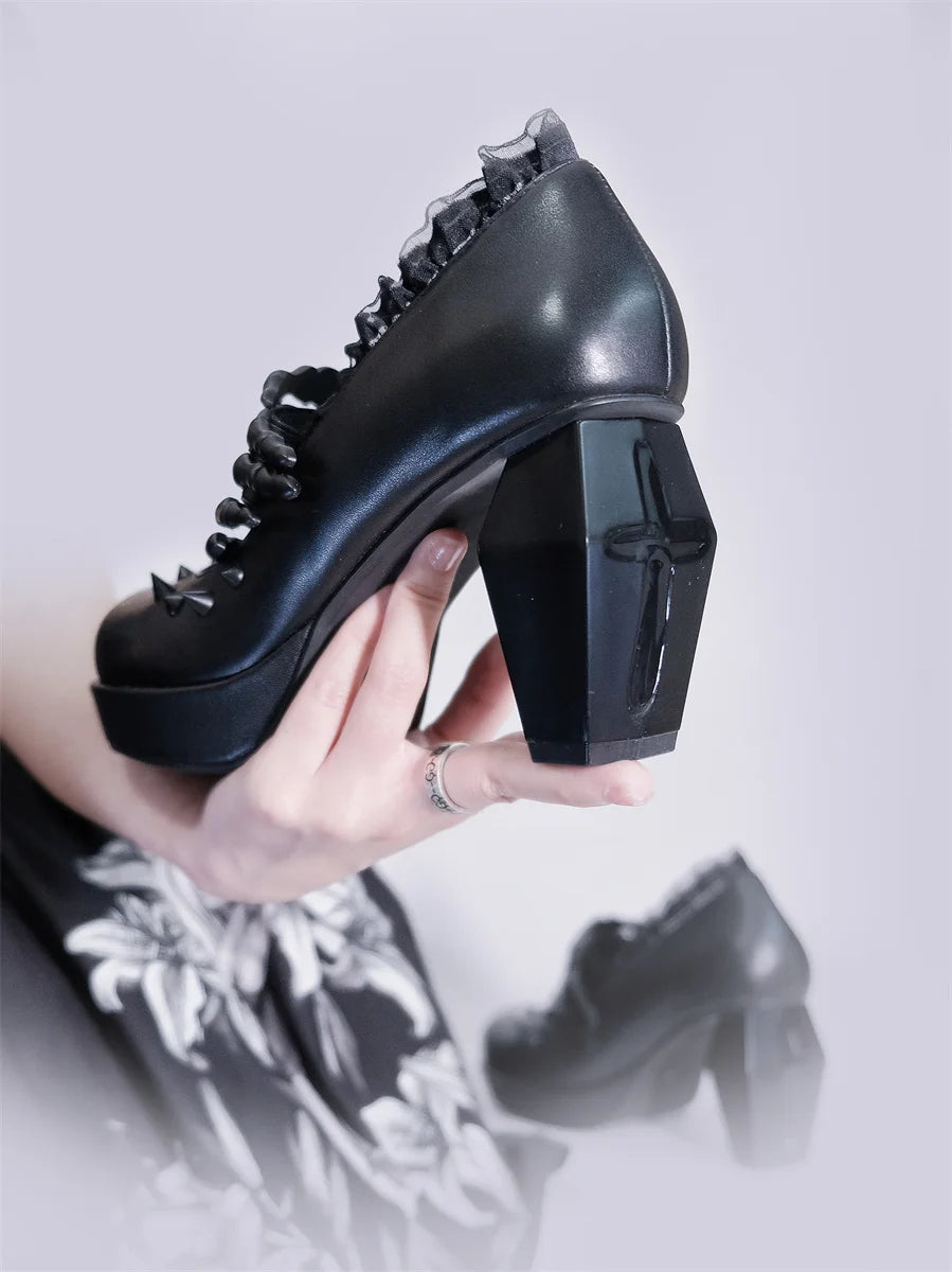 Antique Dark Punk Style Goth Girls Shoes Lolita Cosplay Round Head Thick Bottom Cross Rivet Lace Skull 8cm High Heel Shoes