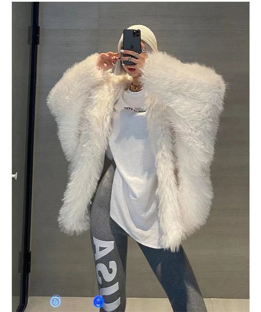 Trendy Hooded Faux Fox Fur Coats super Warm Winter Furry Jacket Women Streetwear Plush Clothing Loose Casual Whiter Chaquetas