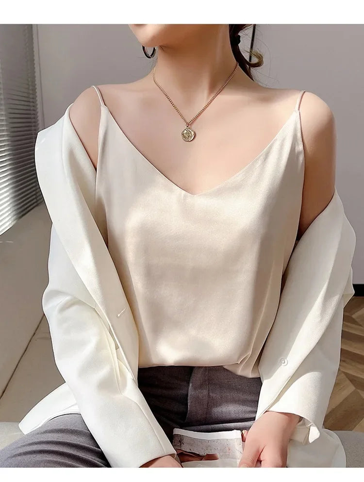 100 silk real silk 2023 summer women's clothing new slim v-neck short temperament inner top one-shoulder camisole