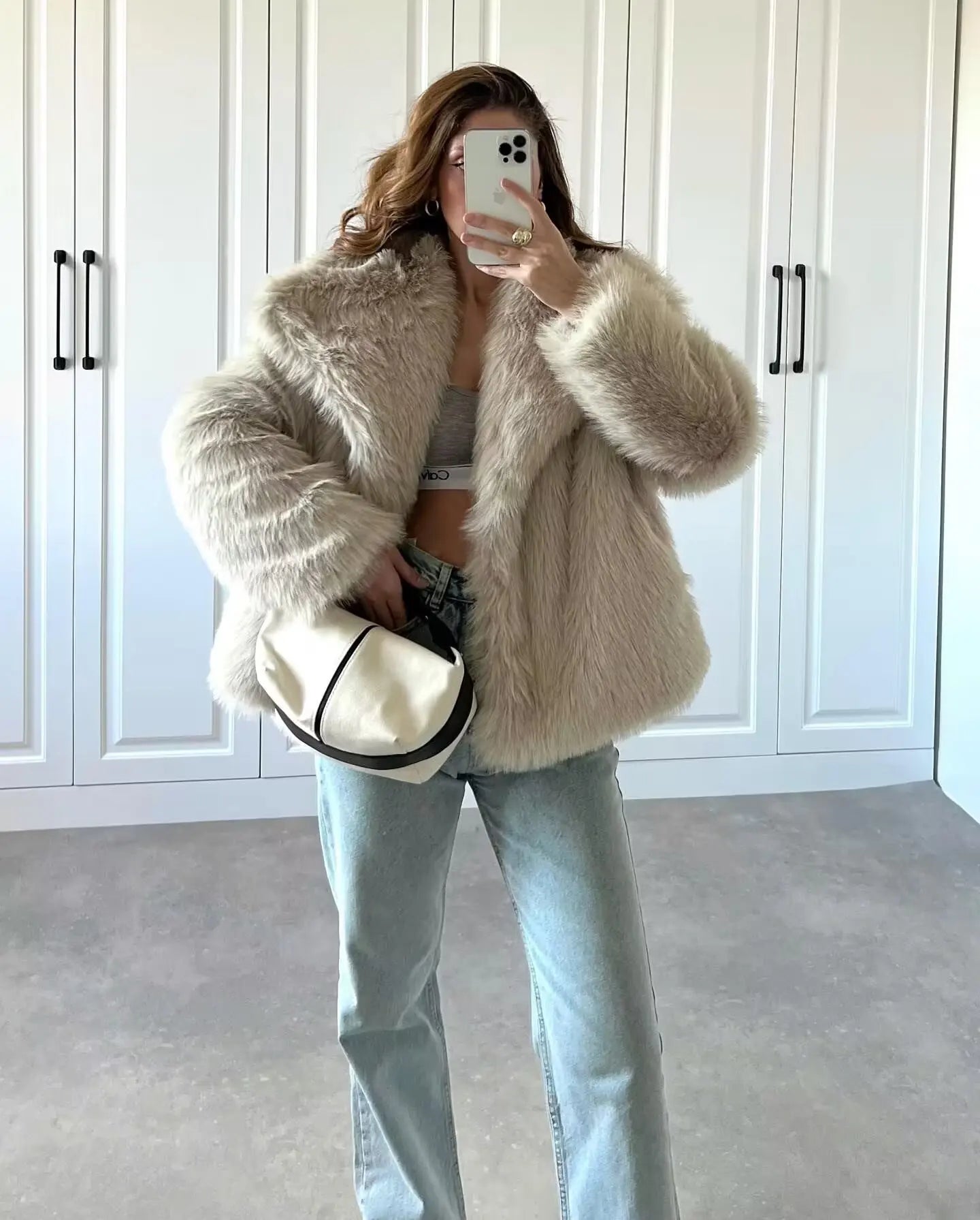 TRAFZA 2024 Winter Coats For Women New Artificial Fur Effect Loose Cropped Coat Female Versatile Streetwear Women's Cardigan