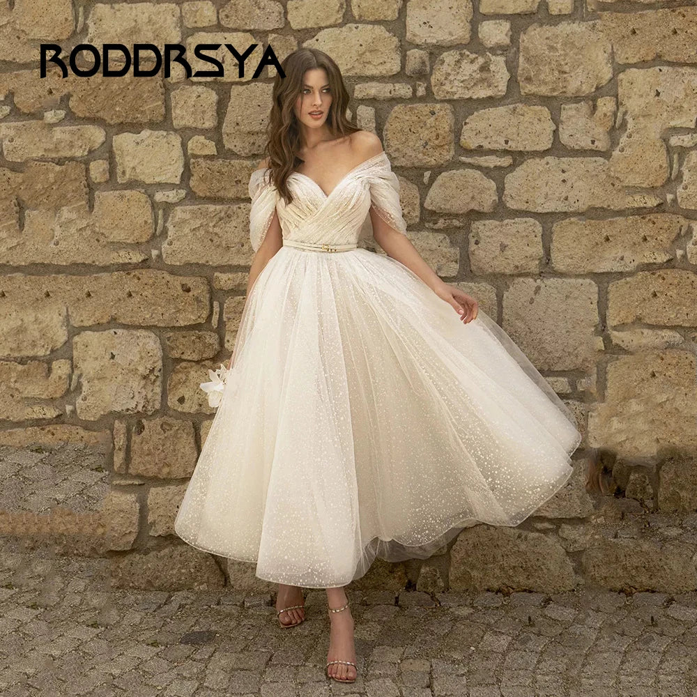 RODDRSYA Bling Glittter Boho Wedding Dresses For Women Off Shoulder Sweetheaart Net Tulle Beach Tea Length Bridal Gowns Lace Up