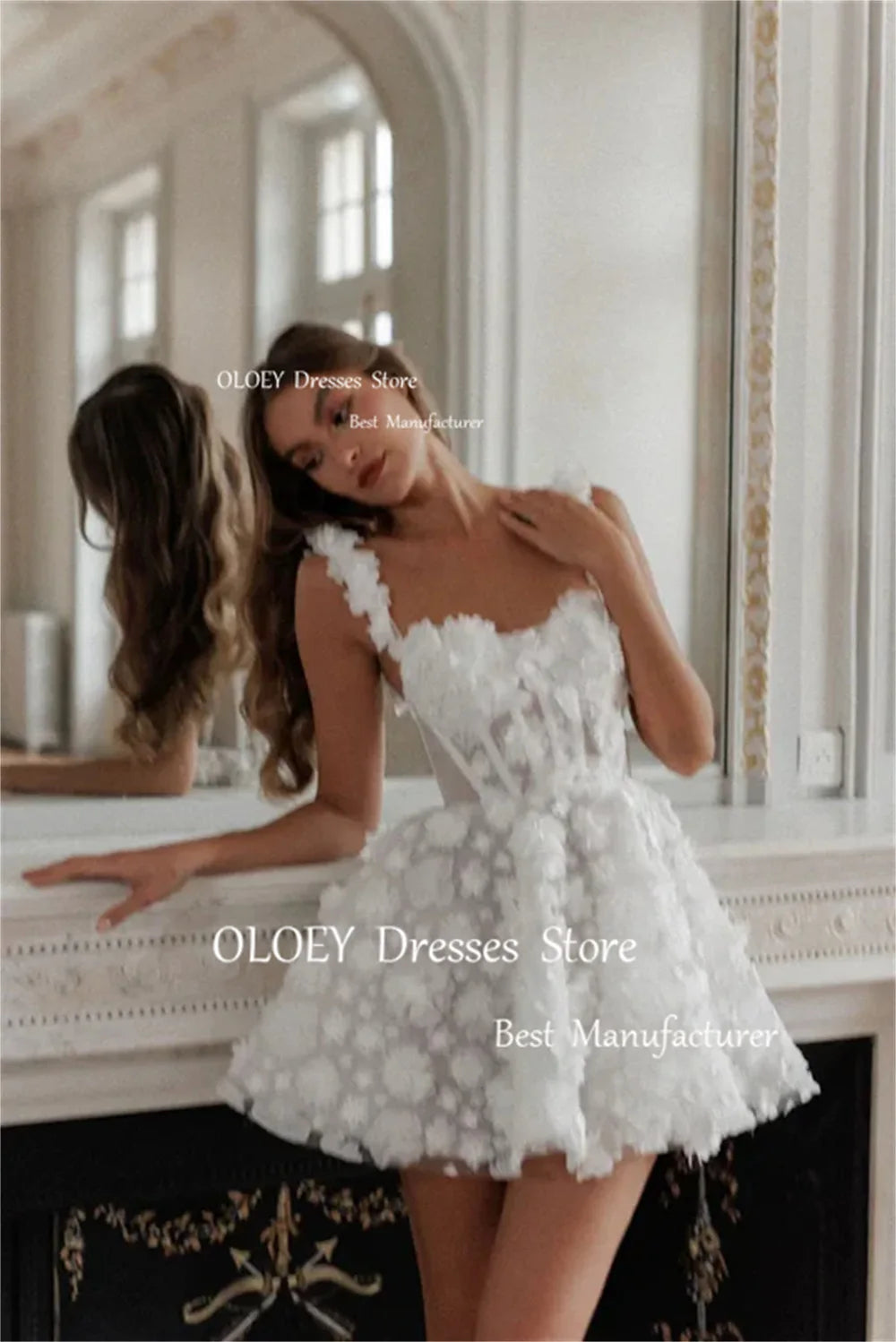 OLOEY Ivory Spaghetti Straps Short Wedding Dress Corset Sleeveless Exquisite Lace 3D Flowers A Line Free Custom Bridal Gowns