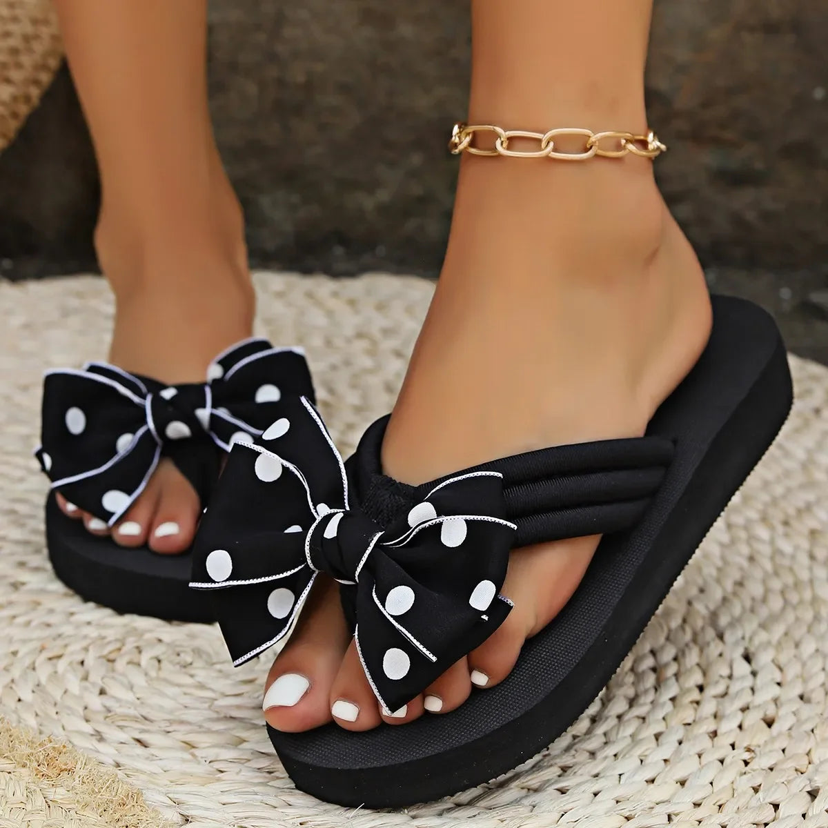 Sandals Woman 2024 Flip Flops Trend Women's Shoes Pou Slippers Free Shipping Onlyfans Bags Clearance Lady Flat Girls Sandal