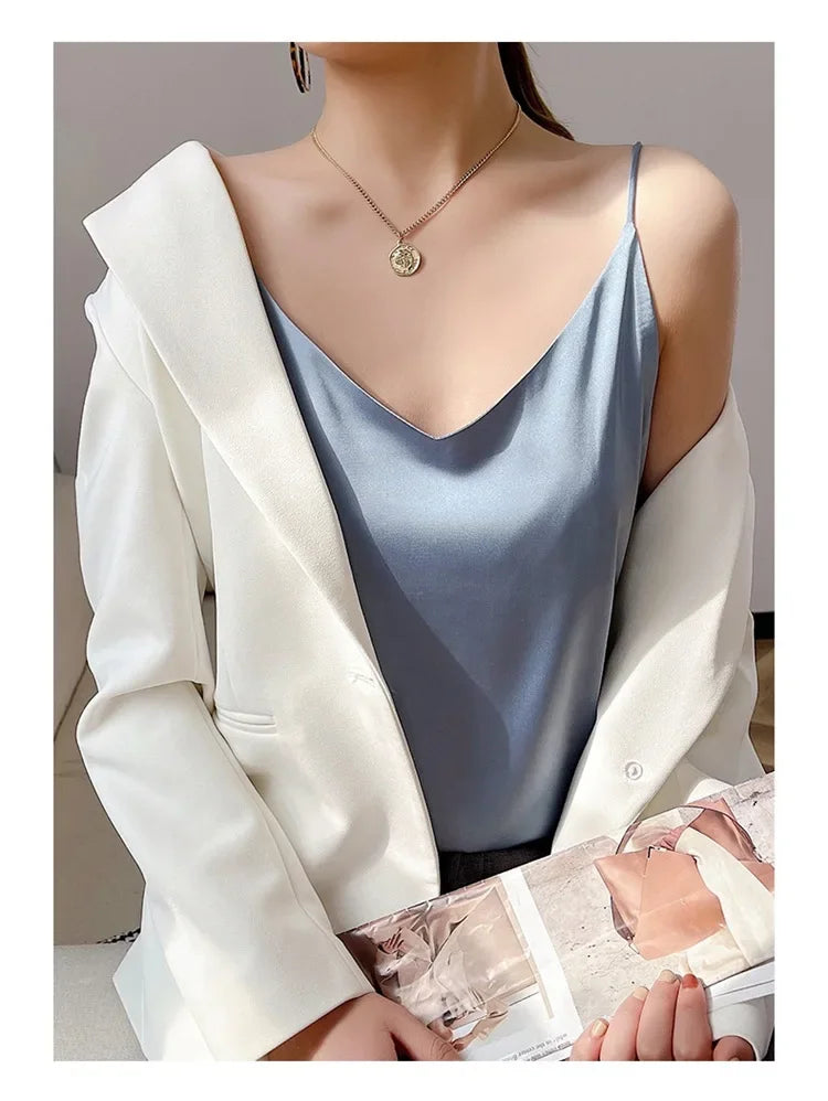 100 silk real silk 2023 summer women's clothing new slim v-neck short temperament inner top one-shoulder camisole