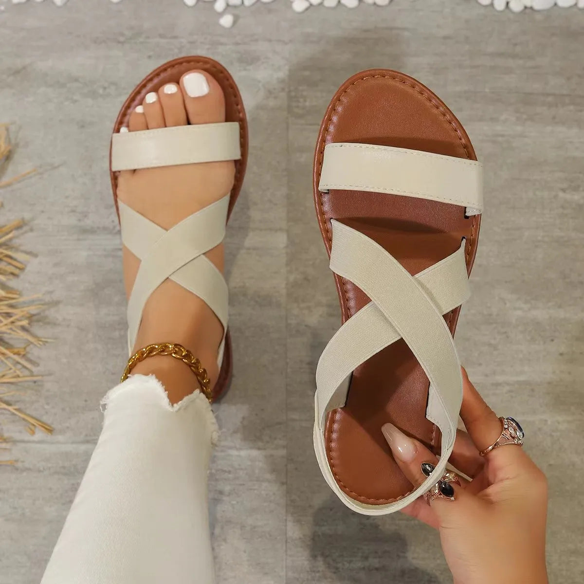 Summer new women's flat Roman sandals with non-slip rubber sole fashion women's shoes plus size 43