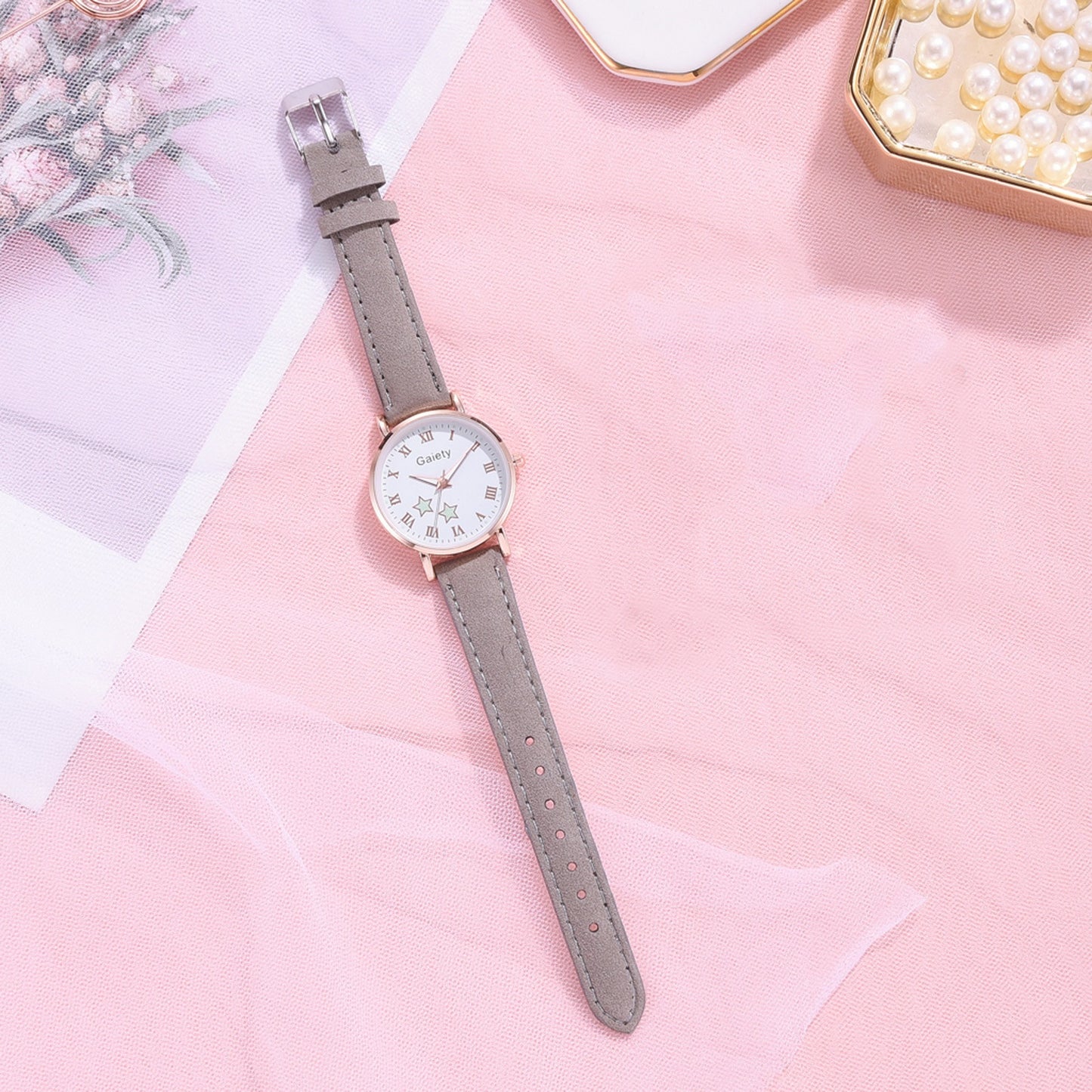 Star Printed Small Dial Quartz Watch Temperament Ladies Suede Belt Watch Waterproof Luminous Quartz Watch Reloj Para Mujer