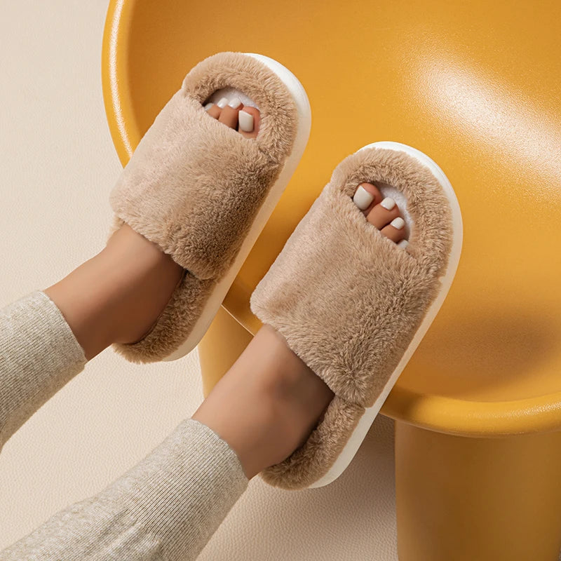 White Thick Bottom Fluffy Fur Slippers Women 2024 Winter Comfort Flat Heels Home Slippers Woman Indoor Couple Cotton Shoes Slide